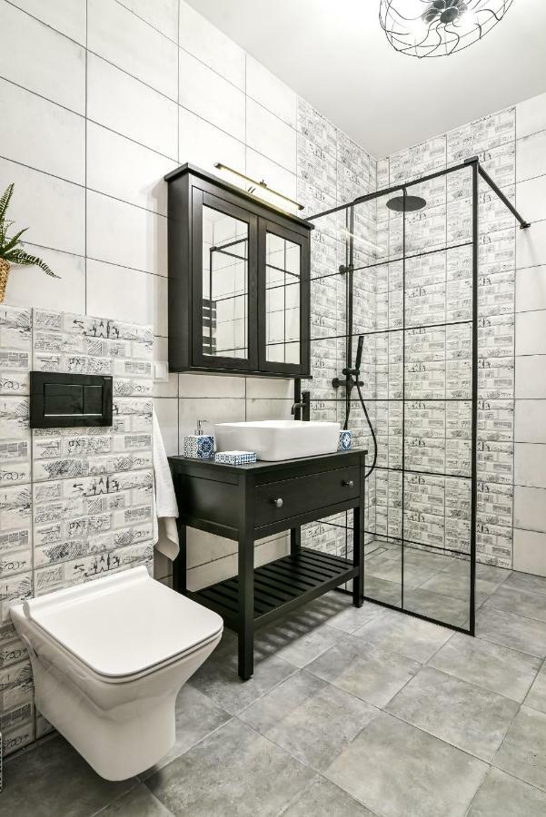Old Town Ltc - Apartments Starowka Panienska 格但斯克 外观 照片