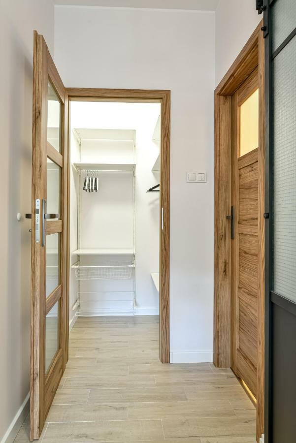Old Town Ltc - Apartments Starowka Panienska 格但斯克 外观 照片