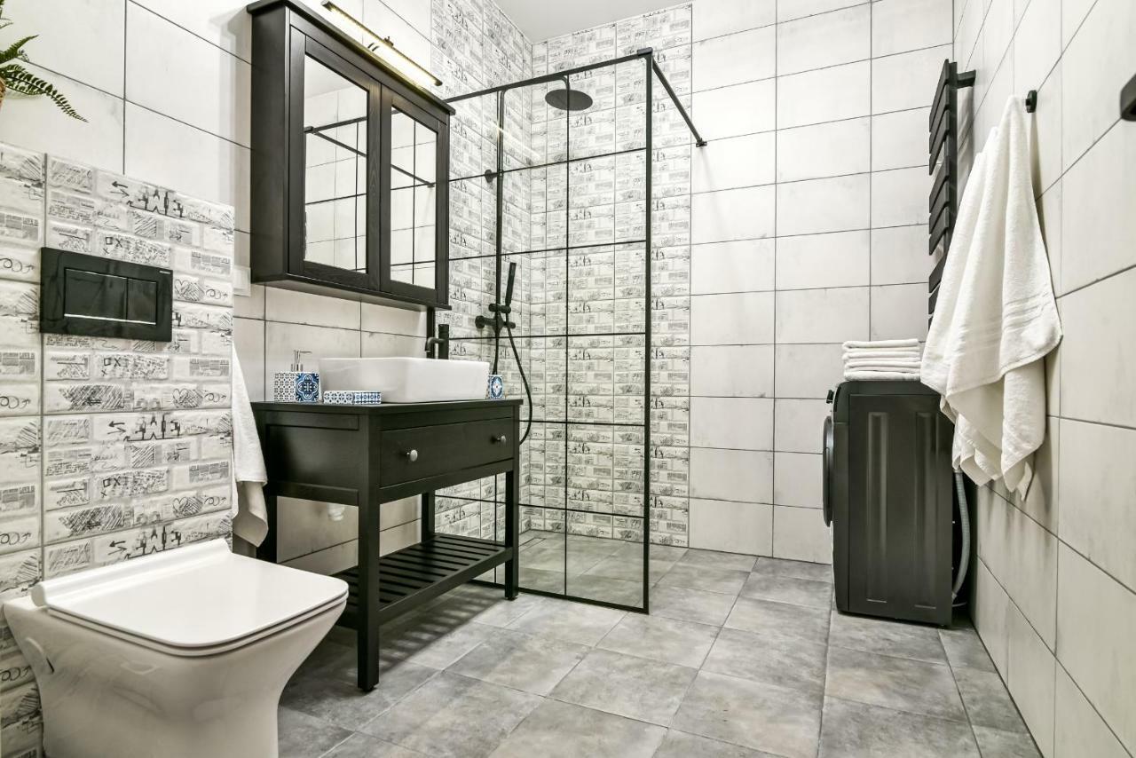Old Town Ltc - Apartments Starowka Panienska 格但斯克 外观 照片