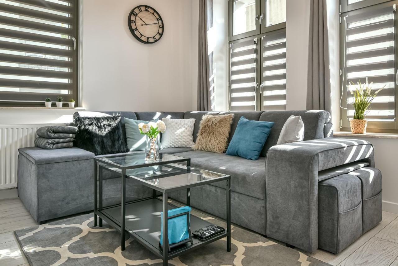 Old Town Ltc - Apartments Starowka Panienska 格但斯克 外观 照片